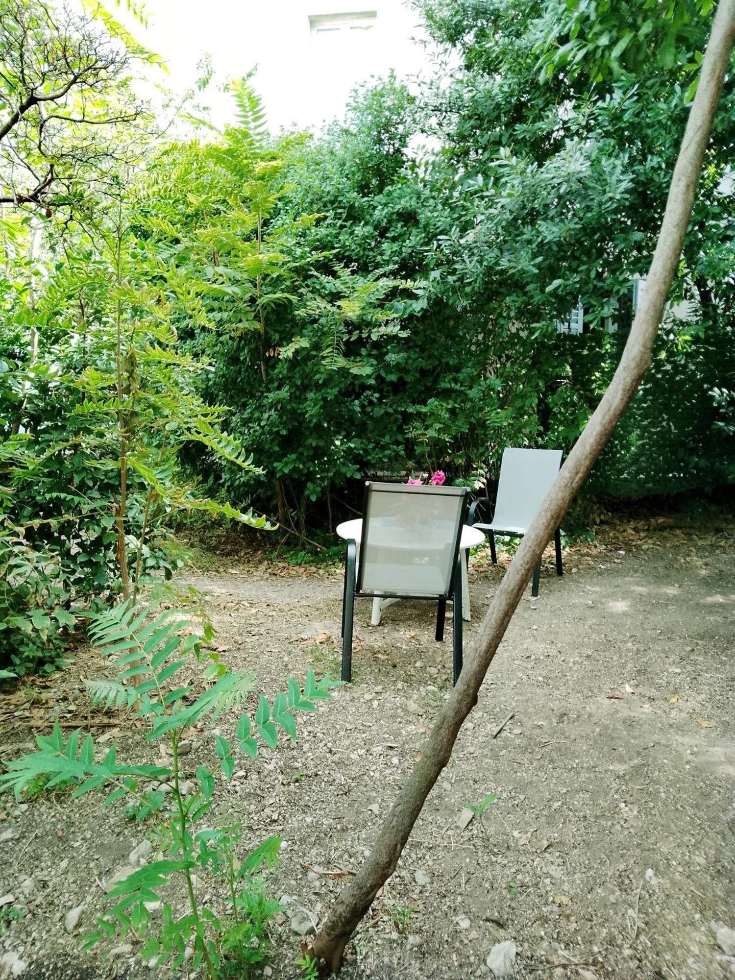 Garden Apartment Сплит Екстериор снимка